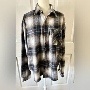 Shein Shirt men size xxlarge very soft new condition